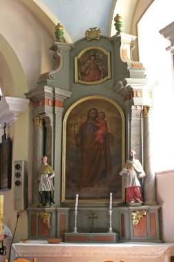 Hırvatistan 'ın Miholec kentindeki Aziz Mikail Kilisesi' ndeki Aziz Yusuf sunağı.