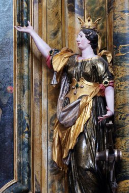 Hırvatistan 'ın Kotari kentindeki Aziz Leonard Kilisesi' ndeki Aziz Mary sunağında İskenderiyeli Aziz Catherine 'in heykeli.