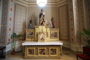 Hırvatistan 'ın Stitar kentindeki Aziz Matthew Kilisesi' nin ana mihrabı