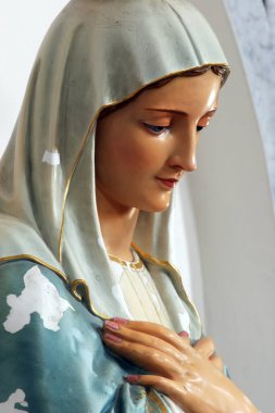 Meryem Ana, heykel içinde kilise All Saints Blato, Korcula Adası, Hırvatistan, sunak üzerinde