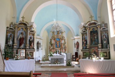 Hırvatistan 'ın Zrinski Topolovac kentindeki Aziz Mikail Kilisesi