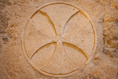 bir ortaçağ manastır kalıntıları