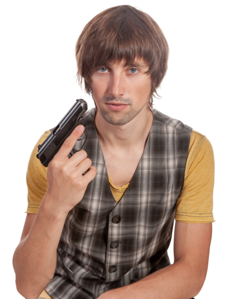 Ekoseli yelek giyen genç bir adam silah tutuyor. Stüdyoda küstah bir tavır sergiliyor..
