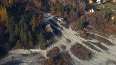 Solina Gölü yakınlarındaki Bobrka sorgusunun hava görüntüsü, Polonya. İnsansız hava aracı görüntüleri.