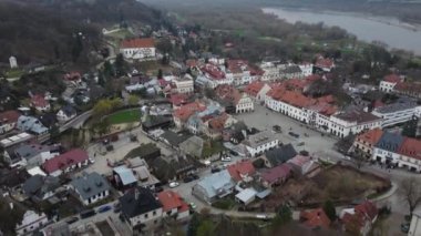 Kazimierz dolny, Polonya. 4k drone görünümü