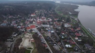 Kazimierz dolny, Polonya. 4k drone görünümü