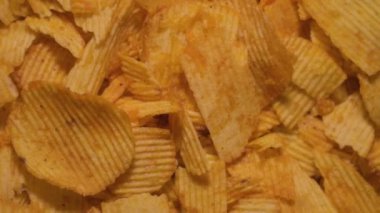 Patates cipsi yakın. Atıştırmalık fotoğraf.
