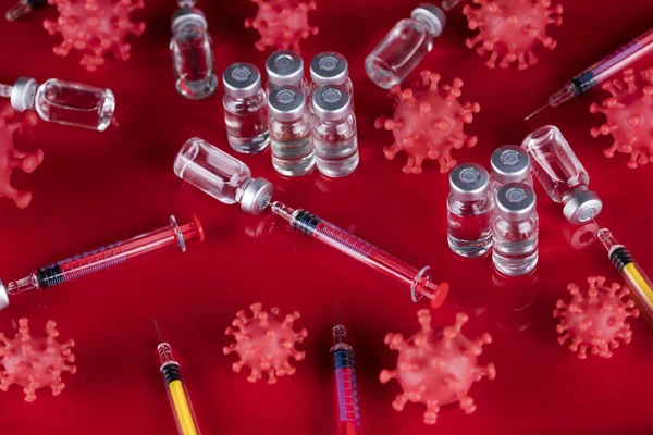 Cerrar Jeringa Médica Con Una Vacuna — Foto de Stock
