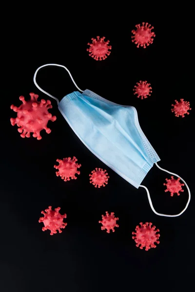 マスクとコロナウイルスの保護分離 パンデミックの背景 — ストック写真