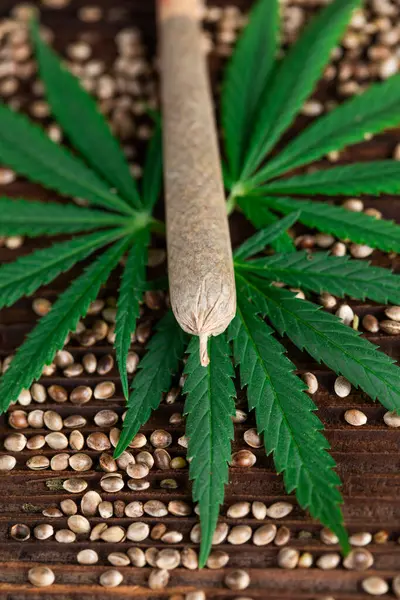 Cannabis Leaf Hemp Seeds Wooden Table Top View Copy Space — Stock Photo, Image