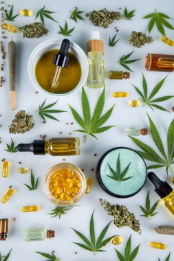 Kenevir yağı, marihuana yağı, esrar ve cbd kenevir ürünleri, üst görünüm