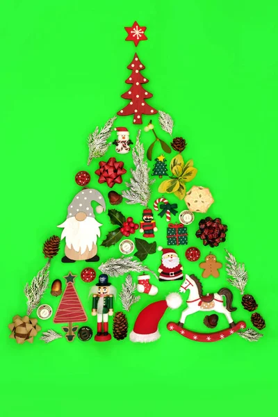 Koncept Tvaru Vánočního Stromku Ekologicky Šetrnými Venkovskými Dekoracemi Jídlem Zimní — Stock fotografie