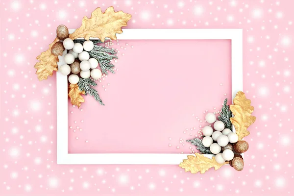 Snowy Kerst Achtergrond Roze Met Wit Frame Abstracte Sneeuw Boom — Stockfoto
