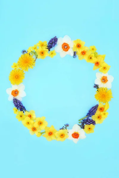 Естественная Весна Пасхальный Абстрактный Цветочный Венок Минимальная Творческая Свежая Цветочная — стоковое фото