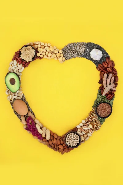 Grinalda Forma Coração Com Ácidos Graxos Essenciais Alimentos Saudáveis Coração — Fotografia de Stock