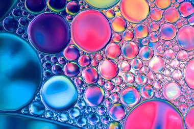 Su kabarcıkları soyut renkli arkaplan, su doğal arka plan olarak makro damlalar.