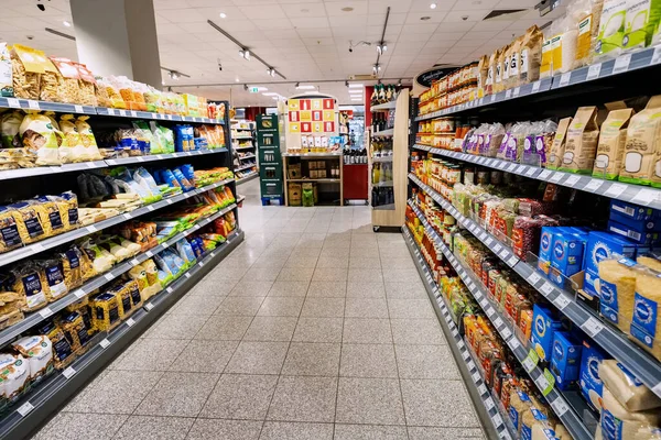 Temmuz 2022 Munster Almanya Süpermarkette Tahıl Makarna Diğer Uzun Vadeli — Stok fotoğraf