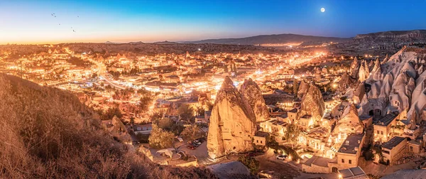 Night View Lights Goreme Famous Popular Tourist Cappadocia Main Attraction — Stock Photo, Image