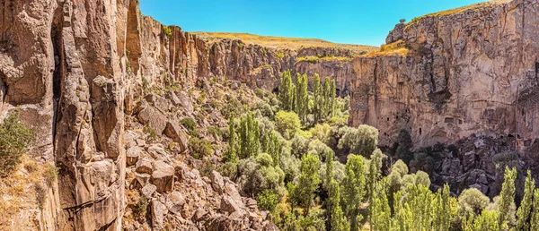 Вид Воздуха Популярное Туристическое Направление Каппадокии Турции Долину Ихлары Глубоким — стоковое фото