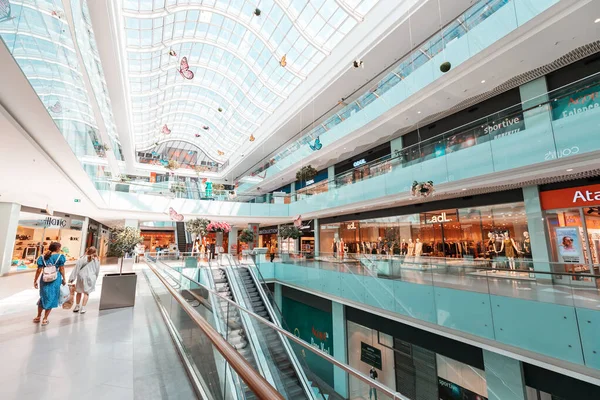Сентября 2022 Анталья Турция Интерьер Торгового Центра Mall Antalya — стоковое фото