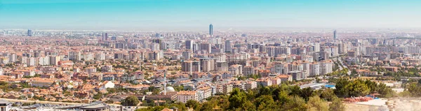 科尼亚市空中天际线城市景观从上方看 土耳其房地产和城镇生活概念 — 图库照片