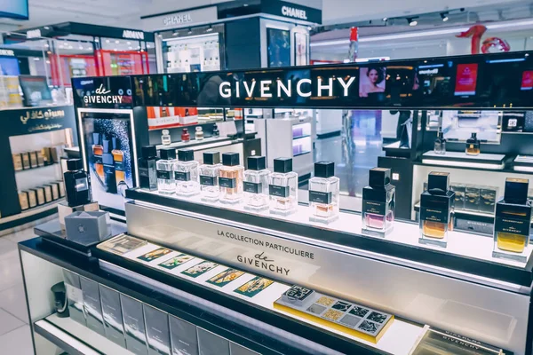 Ledna 2023 Dubaj Spojené Arabské Emiráty Givenchyho Parfém Přehlídce Módního — Stock fotografie