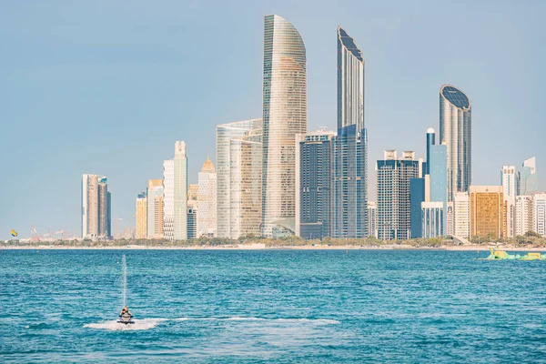 Fastighetsmarknaden Abu Dhabi Blomstrar Med Investerare Och Utvecklare Flockas Till — Stockfoto
