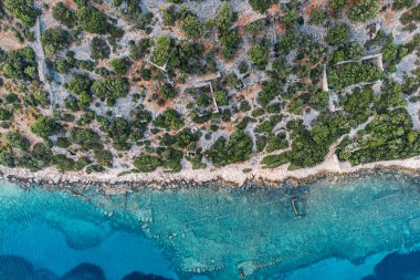 Türkiye 'deki Lycian yolu üzerindeki antik kalıntıların havadan görünüşü