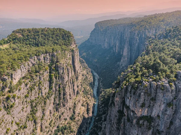 土耳其的深谷和峡谷塔齐 野外风景的空中景观 — 图库照片