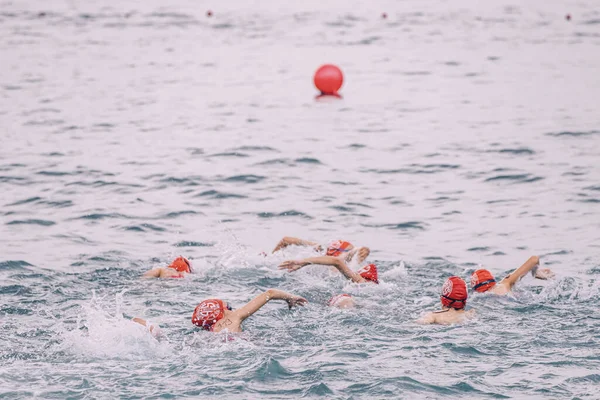 Mayıs 2023 Antalya Türkiye Çocuklar Gençler Açık Deniz Yüzme Yarışmalarına — Stok fotoğraf