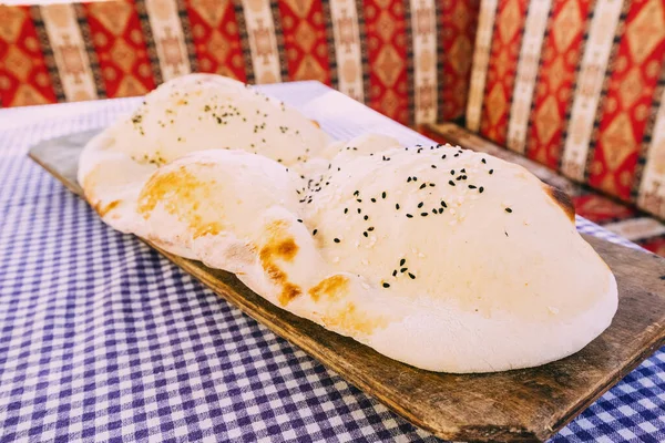 Turkish Crusty Flatbread Table Cafe Bakery — Stock Photo, Image