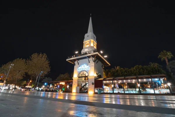 October 2022 Kemer Turkey Clock Tower Mokka Cafe Central Square — Stock Photo, Image