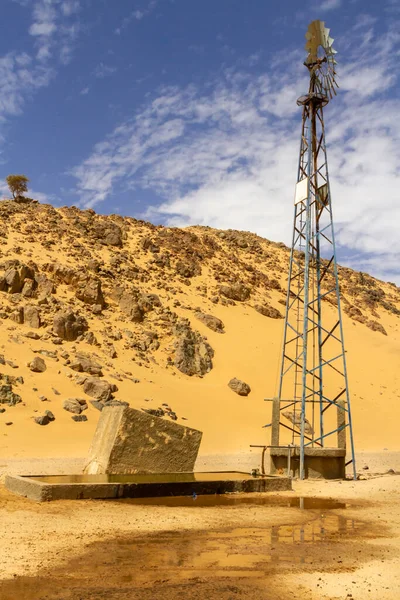 Well Windmill Pumping Water South Algeria Region Illizi Djanet Sahara — Stock Photo, Image