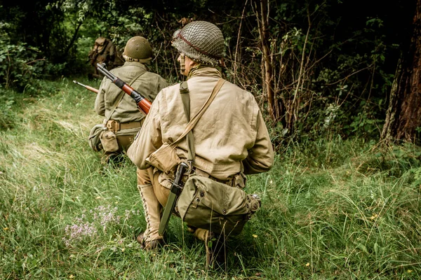 Historical Reeneactors Dressed American Infantry Soldier World War Patrol Forest — Stock Photo, Image
