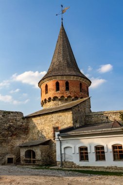 The castle in Kamianets-Podilskyi. 15th century Rosanka Tower also known as the Burgrabska or Kreslavska Tower. Kamianets-Podilskyi, Ukraine clipart