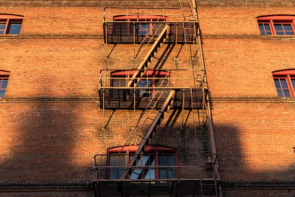 Portland Eua Outubro 2022 Vista Prédio Apartamentos Com Escada Incêndio — Fotografia de Stock