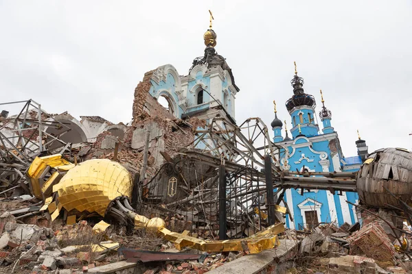 Oorlogslittekens Tragische Nasleep Van Geweld Agressie Als Een Kerk Staat — Stockfoto