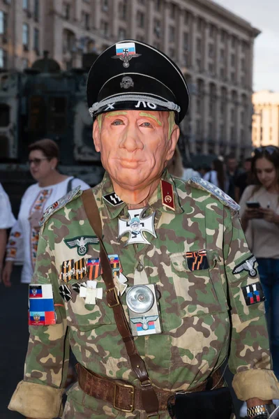 Киев Украина Августа 2023 Года Человек Маске Путина Русской Фашистской — стоковое фото