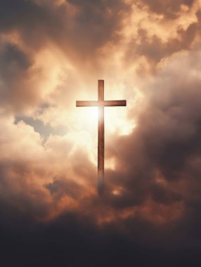 Bulutlarda haç, inanç ve umudun ışığını yayar. İnancın işareti..