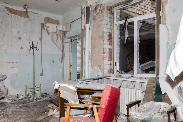 Siversk Donetsk Reg Ukraine Mars 2024 Ett Förstört Sjukhus Ses — Stockfoto