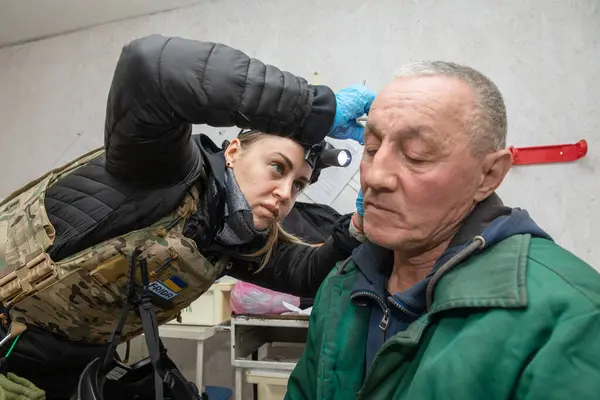 Siversk Donetsk Reg Ukraine Mars 2024 Médecin Mission Volontaires Frida Images De Stock Libres De Droits