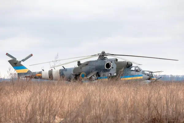 Wschodni Reg Ukraine Marzec 2024 Helikopter Służbie Bojowej Wschodniej Ukrainie — Zdjęcie stockowe
