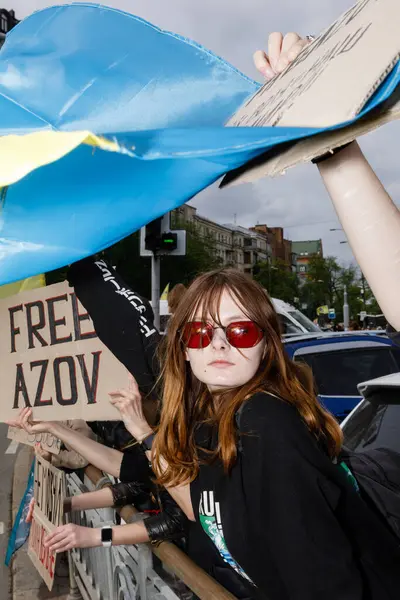 Kiew Ukraine April 2024 Kundgebung Zur Unterstützung Ukrainischer Kriegsgefangener Kiew lizenzfreie Stockfotos