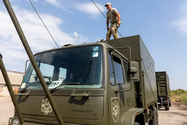 stock image DONETSK Reg, UKRAINE - Aug. 29, 2024: Mobile vehicle repair workshops on the basis of DAF vehicles before their dispatch to the troops