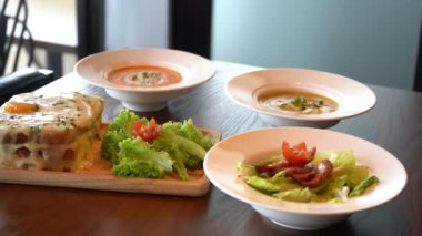 Gıda ve mutfak konseptini kapat