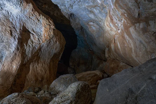 Enorme Paisagem Caverna Uma Caverna Natural Nas Montanhas Calcário — Fotografia de Stock