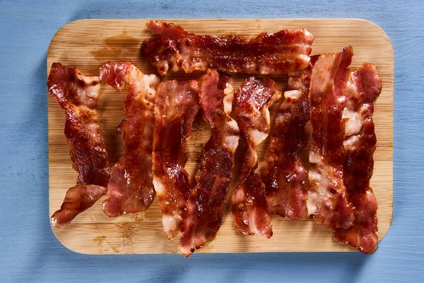 Strips Matured Bacon Fried Served Wooden Board — Stok fotoğraf