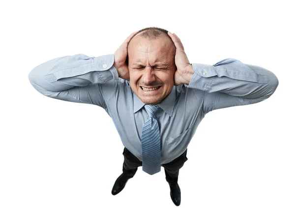 Stresli Bir Adamının Geniş Açılı Görüntüsü Kulaklarını Başını Kapatıyor Beyaz — Stok fotoğraf