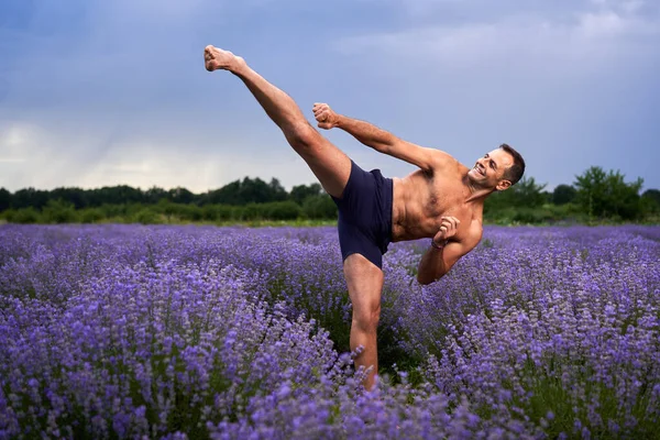Kickboxer Fighter Training Lavender Field Full Bloom — Stock Photo, Image