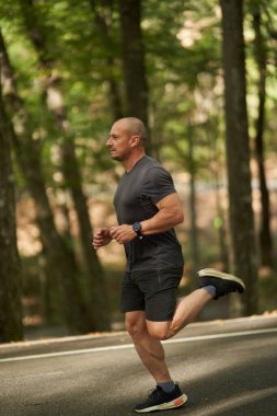 Sabahları atletizm parkının gündüz görüşü 